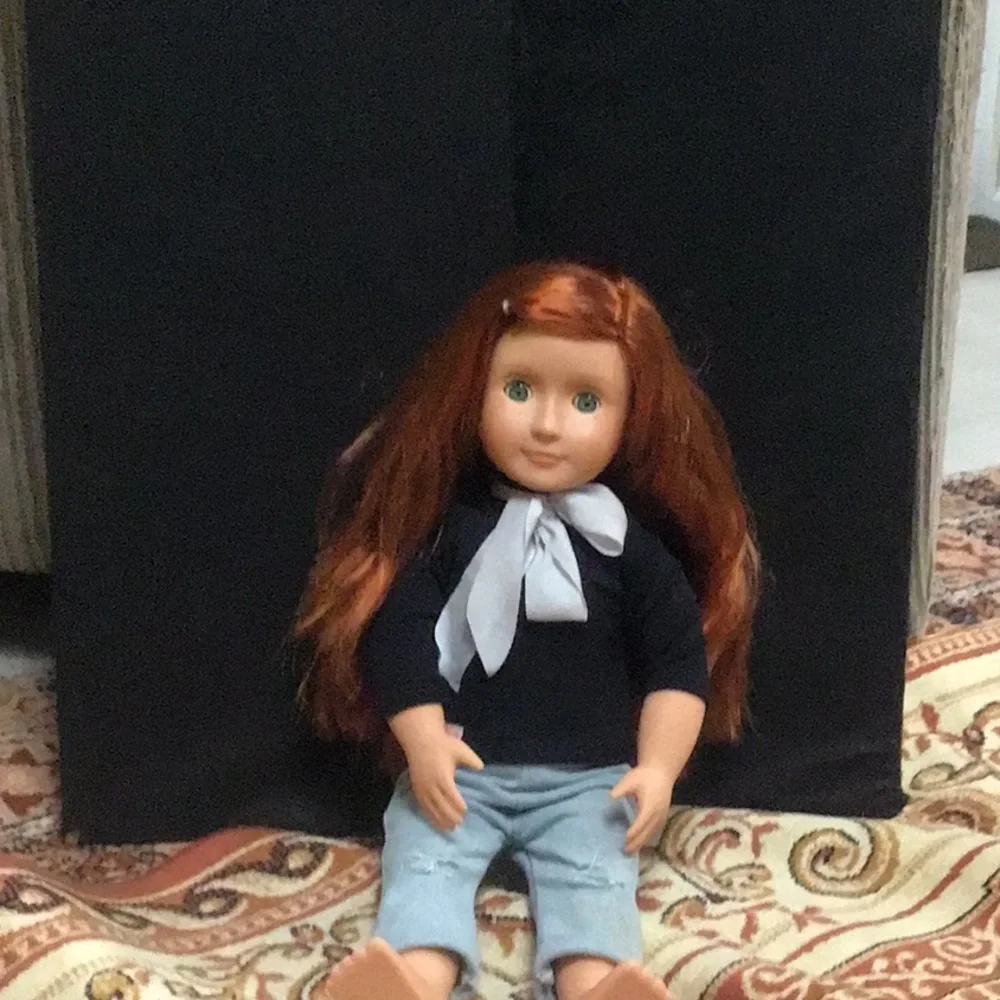 Doll - Picture 4 of 4